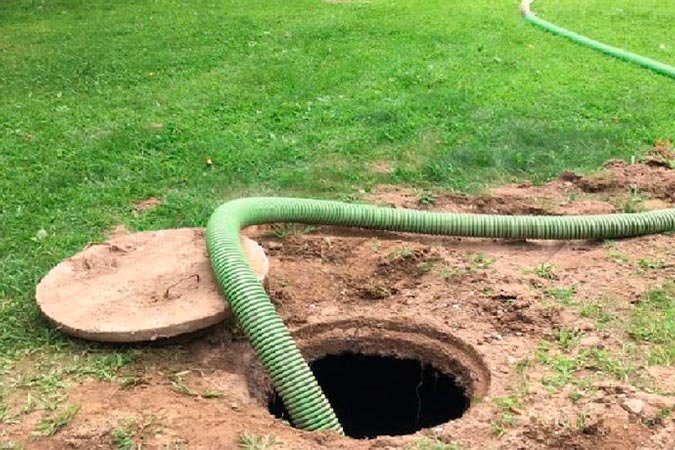 limpeza de fossa séptica em área rural